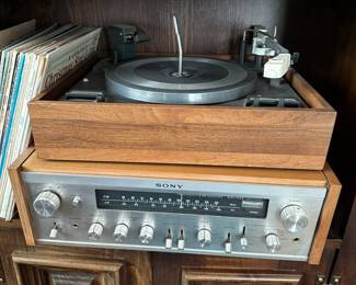 Stereo equipment, turntable, speakers