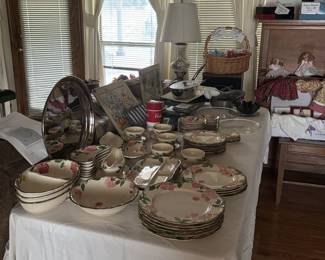 Franciscan Desert Rose “made in California” “USA” 1940’s - 1960’s
The “good stuff”!