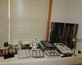 Lots of jewelry