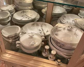 Meiyo Nippon Bamboo china set