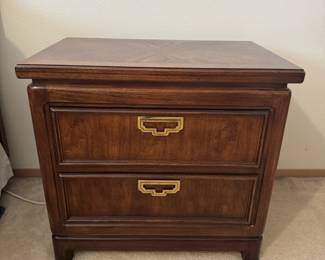 Nightstand (set of 2)