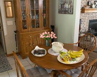 Round Ouk Table & China Hutch Cupboard NICE!