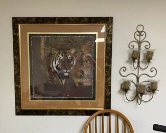 Lots of Decor