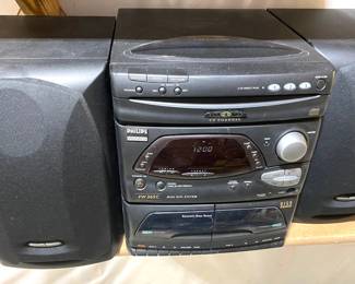 CD Cassette Player