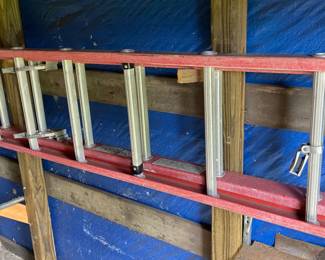 Fiberglass Extension Ladder