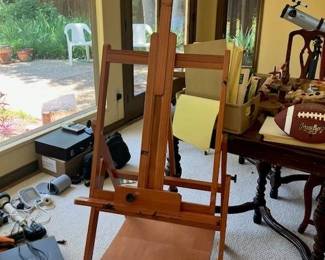 Large heavy duty easel