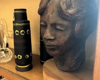 Lovely bust, folk art