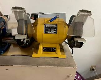 Bench grinder