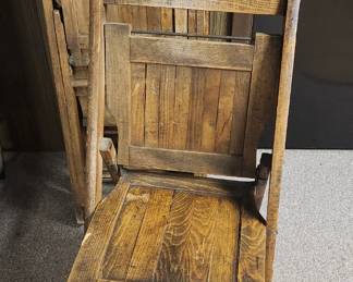 Vintage wood folding chairs, set of 4