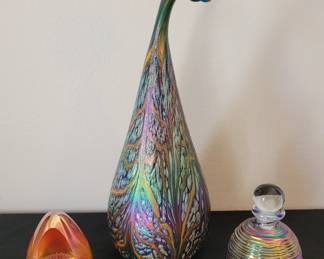 Rick Hunter signed art glass vase, art glass perfume bottle, signed art glass paperweight