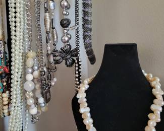 Costume jewelry necklaces