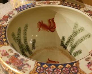 Basement, beautiful detail of planters 