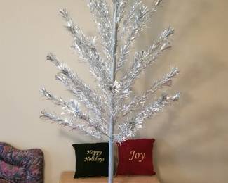 2nd floor, Christmas room, silver tinsel tree