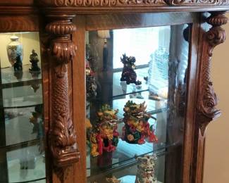 Details of oak cabinet 