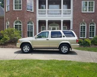 A 2001 Nissan Pathfinder with only 116k original miles. BIDS start at $4,500. Like new with photos below.