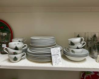 #181 Cuthbertson - Made in England Original Christmas Tree Pattern mixed Set $80.00