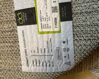 #108 Unique Bloom Shag Collection Neutral floor area rug - 4x6' $75.00