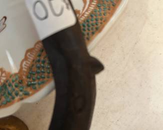 #122 Antique Knife w/Sheath w/horse face to it $20.00