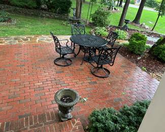 #112 Aluminum Round Table w/2 bouncy Chairs & 2 Straight Chairs w/umbrella Stand - 47x29 $175.00