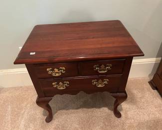 #136 Pennsylvania House 2 drawer Side Table w/q/a legs - 24x16x24 $125.00