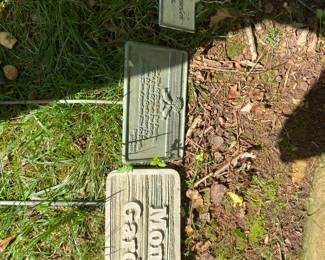 #237 set of 3 metal garden signs $20.00