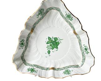 Herrend Dish