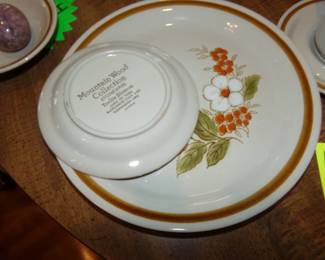 Dish Set