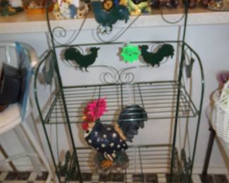 Metal Chicken Shelving Unit
