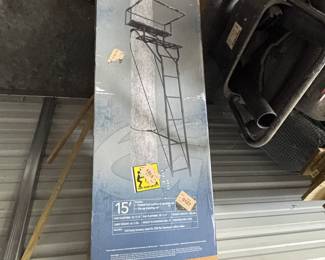Tree stand for hunting