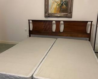 Mid Century Modern King size w box springs and frame