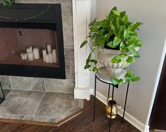 Cement vintage pot