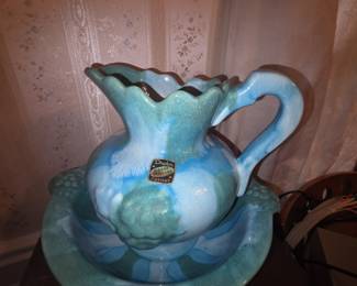 Dryden Ozark pottery bowl & pitcher