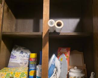 Paper shelf rolls, ironing board pad & cover, starch, iron, potpourri y w/lid, extra plate for iron