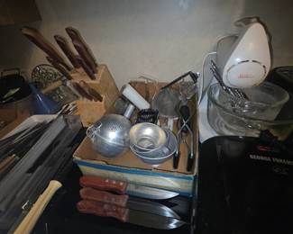 More kitchen items