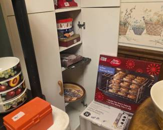 Recipe box, bowls, toaster in box, Betty Crocker baking racks in box
