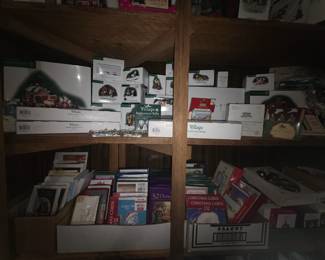 Garage - Christmas, Dept. 56