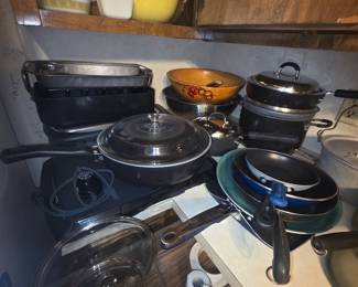 Kitchen - pots & pans, lids & more