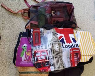 HU177Handbags Mystery Lot