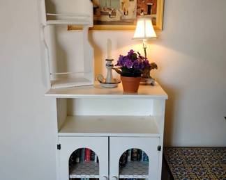 HU112White Wooden Bookshelf And Decor
