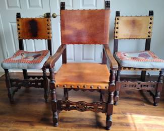 HU105Brown Wooden Chairs