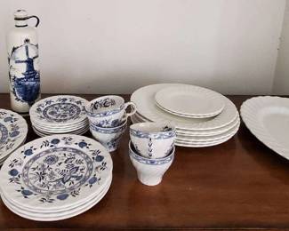 HU162Plates, Cups, Saucers, Platter, Serving Bowl, Carafe