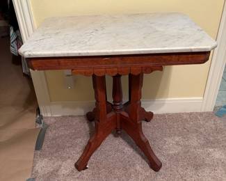 ANTIQUE EASTLAKE CARRERA MARBLE TOP PARLOR TABLE CIRCA 1850s-1890s.