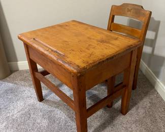 SWEET ANTIQUE CHILDS SCHOOL DESK AND CHAIR.