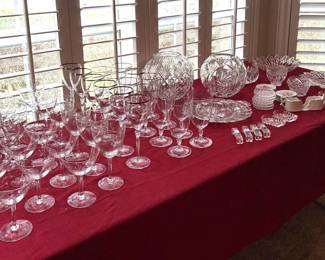 WE HAVE ALLOT OF CRYSTAL STEMWARE TO CHOOSE FROM.