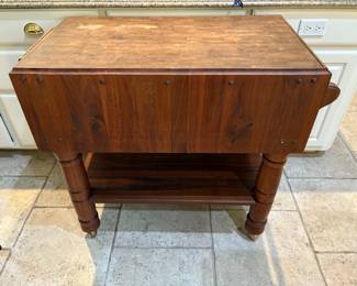 FANTASTIC ANTIQUE VERY HEAVY BUTCHER BLOCK ISLAND.