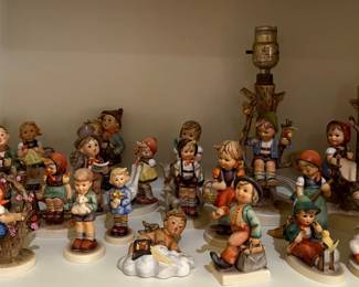 A VERY NICE COLLECTION OF GOEBEL HUMMELS!