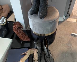 Shoes
Boots
Footstool
