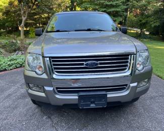 FORD EXPLORER SUV VEHICLE  WAS Asking:  $5,200. Then $4,800.  NOW ASKING $4,000.     (NO OTHER DISCOUNTS APPLY)
140,000 miles
2008 FORD EXPLORER XLT
VIN: 1FMEU63E88UA67210
4 DOOR WAGON/SPORT UTILITY
4.0L V6 F SOHC
GASOLINE
REAR WHEEL DRIVE