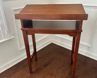 D11- $40 - Vintage Lectern / Side Table / Dictionary Stand. Please note there are scratches along the front of this. Solid wood. Please see all photos. Measures 24"W x 12.5"D x 29"T