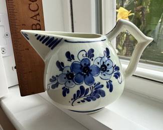 D118 - $10. Small Delft Pitcher.